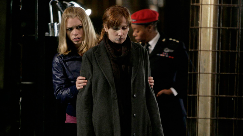 Donna makes a difficult decision.